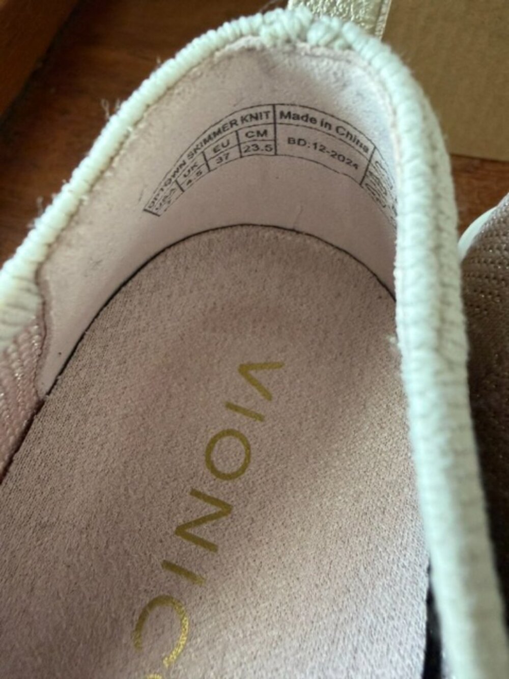 Vionic Skimmer Flat - Picture 11 of 12